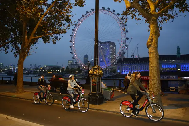 The Cycle Superhighway on the Embankment