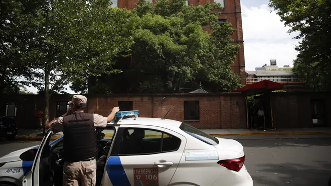 The armed men were attempting a robbery outside the luxury hotel in Buenos Aires