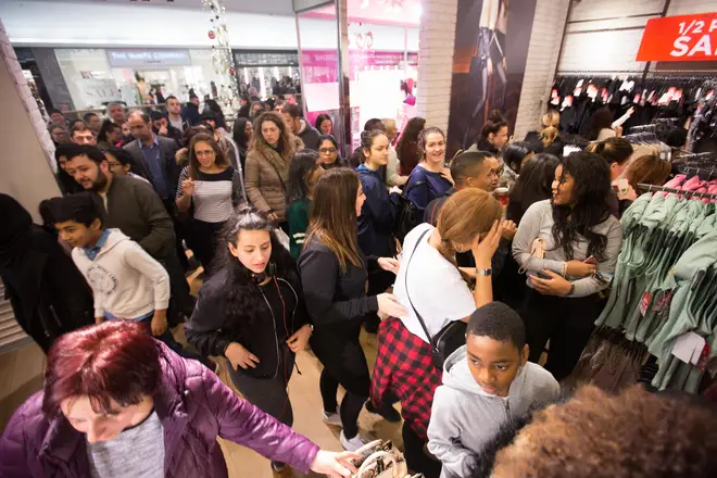 Shoppers rush into stores on Boxing Day