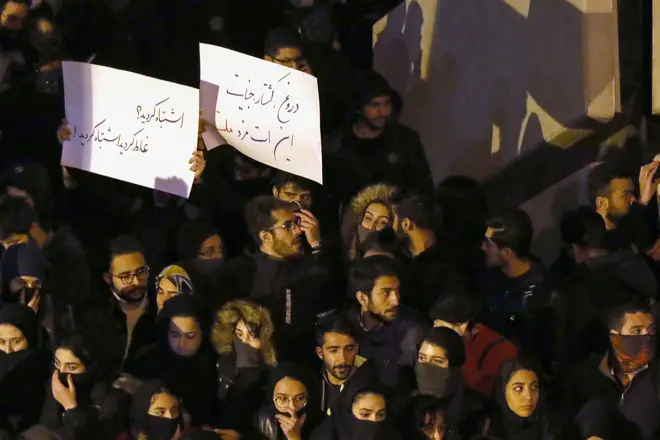 Protestors are calling for Iran's supreme leader to quit