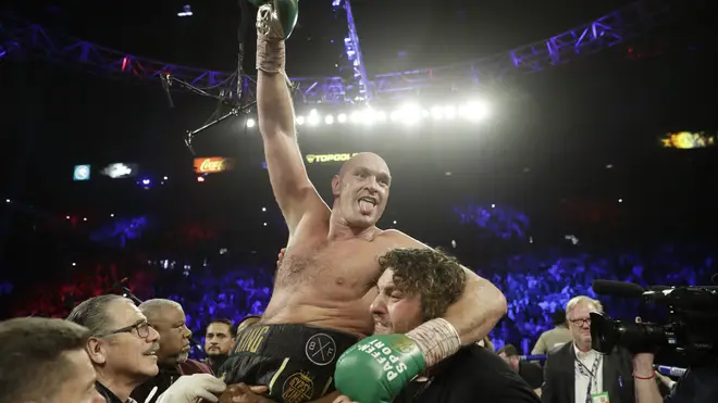Tyson Fury beat Deontay Wilder to win a world heavyweight title belt
