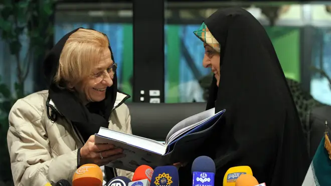 Masoumeh Ebtekar (R) meets with Italian Foreign Minister Emma Bonino (L)
