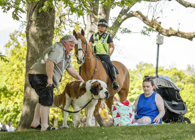 Police will no longer be moving people on if they obey social distancing guidelines in parks