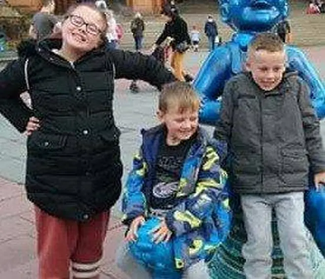 Fiona Gibson (12), Alexander James Gibson (8) and Philip Gibson (5) sadly died