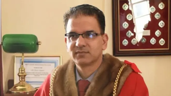 Tahir Malik has stepped down as Mayor of Luton