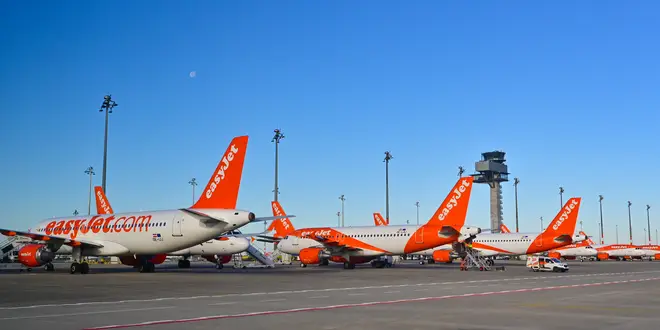 easyJet has reported pre-tax losses of £1.27 billion for the year to September 30