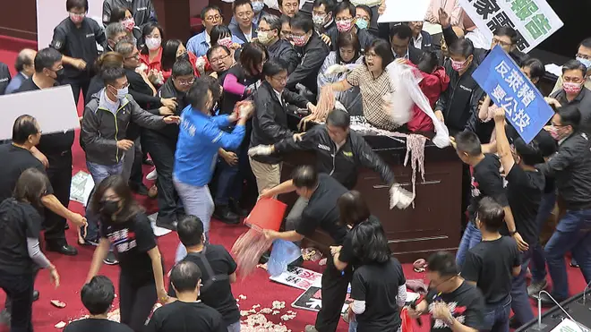 Taiwan Parliament Pork Fight