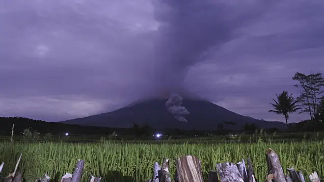 Indonesia volcanoes erupt