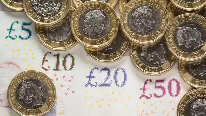 Banknotes and pound coins
