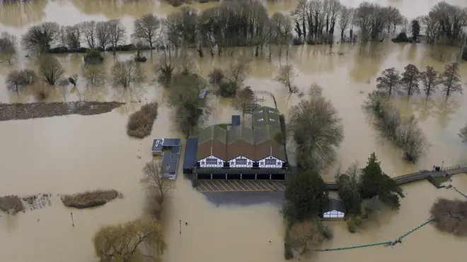 Bedfordshire Flooding Disrupts Christmas Break Ahead of Storm Bella