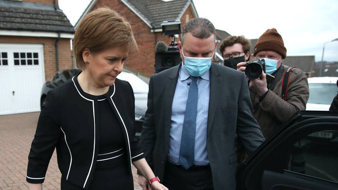 A report from a Scottish Parliament committee has said that Nicola Sturgeon misled MSPs
