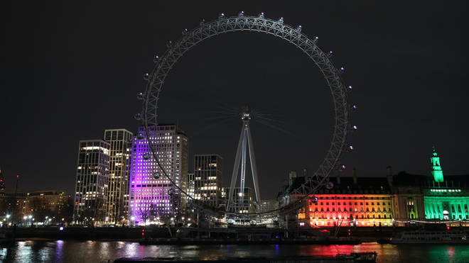 The lights on the London Eye turned off during Earth Hour