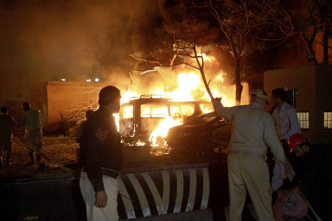A powerful bomb has exploded in the car park of a luxury hotel in the south-western Pakistani city of Quetta