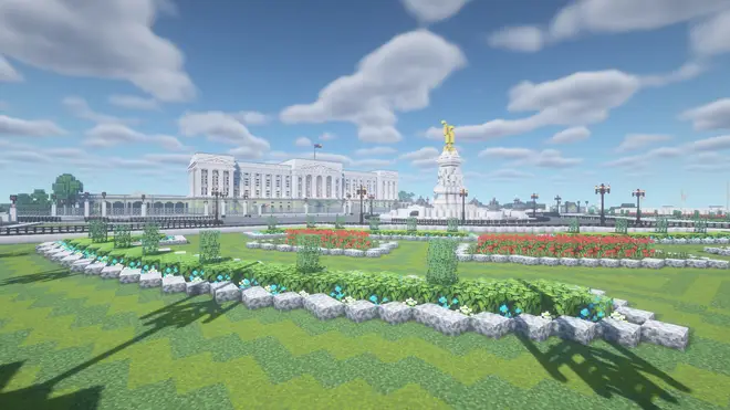 A Minecraft creation designed to look like Buckingham Palace
