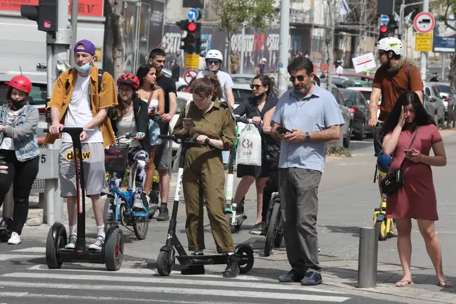 Israelis have reopened their economy thanks to their rapid vaccination campaign