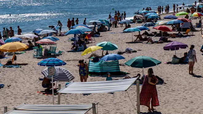 Holidaymakers are hopeful that they will be able to go to the beaches of the Algarve this summer