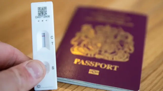 A coronavirus test and passport