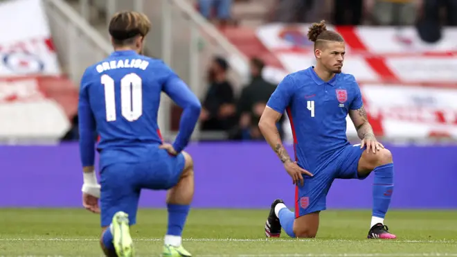 England's Jack Grealish and Kalvin Phillips take a knee before the international friendly match at Riverside Stadium, Middlesbrough