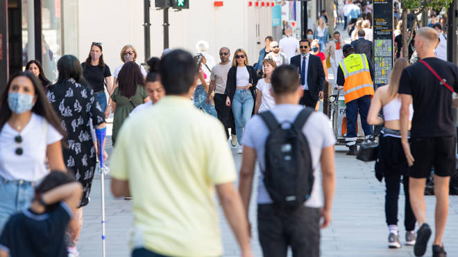 Economy growth: Shoppers on Oxford street in London