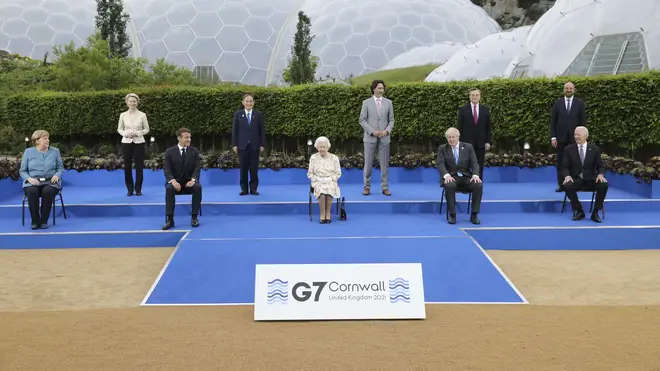 The Queen posed for a photo with G7 leaders