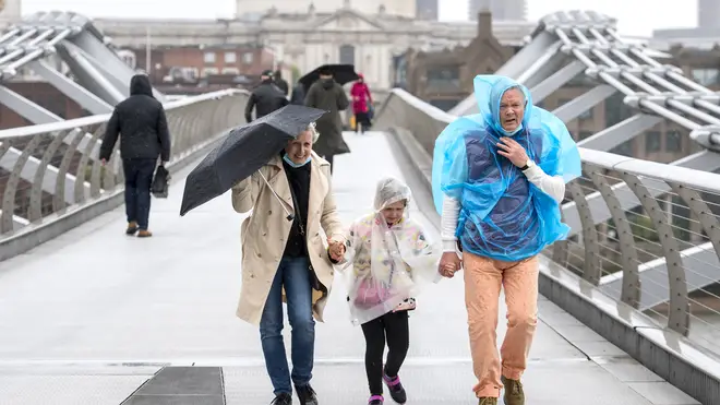 The Met Office has forecast outbreaks of rain to hit the South late Saturday afternoon into Saturday night, with the Environment Agency issuing 39 flood alerts, where flooding is possible, in London and surrounding areas