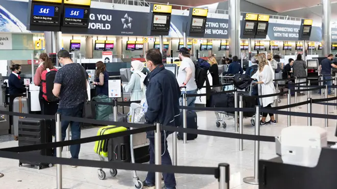 Border officers in England no longer have to verify whether new arrivals have received a negative Covid test, according to reports