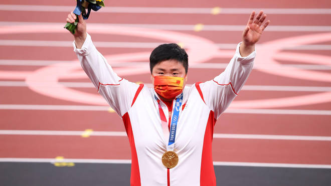 Gong Lijiao won gold in shot put.