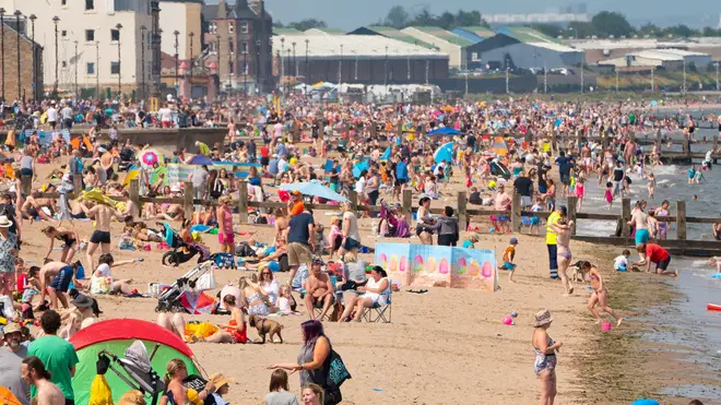 Brits are set to enjoy a warm bank holiday