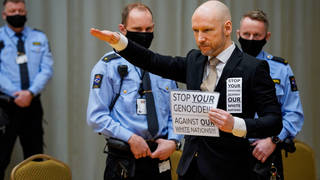 Anders Breivik gave a Nazi salute at his parole hearing