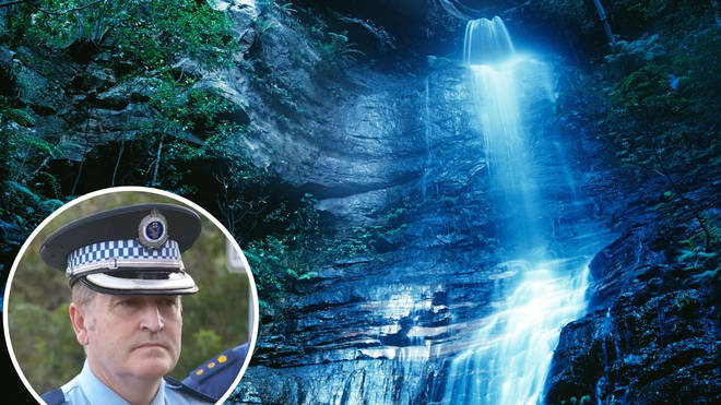 A British father and son have died in a landslide at Wentworth Falls in the Blue Mountains in Australia.