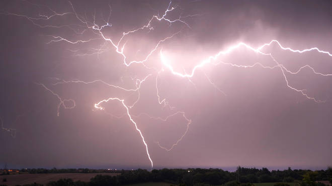 Spectacular footage captured last night shows lightening strikes across the UK