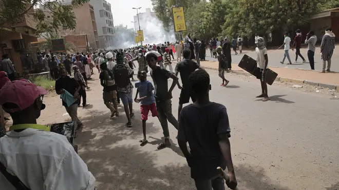 Protesters clash with security forces in Khartoum