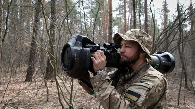 A Ukrainian solider with a British supplied NLAW missile
