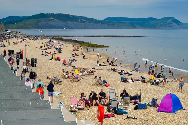 Beaches will be packed at the end of the week when temperatures hit 30C.