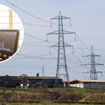 Plans are being drawn up to reward households who use less power at peak times.