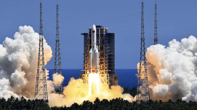 China's Long March-5B carrier rocket blasts off in Wenchang