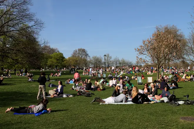 Young people enjoying the heat in London's Hyde Park