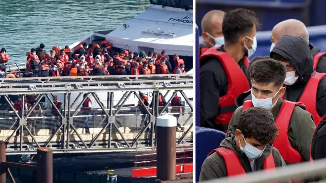 Record number of migrants cross the Channel in small boats