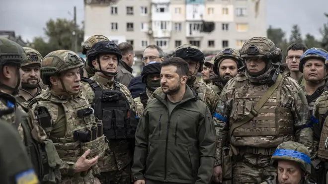 Zelensky visits recaptured town of Izyum and promises Ukrainian victory
