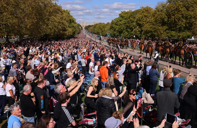 A huge crowd gathered in Windsor to see the Queen's coffin