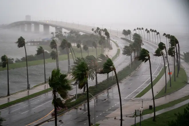 Hurricane Ian hits Sarasota