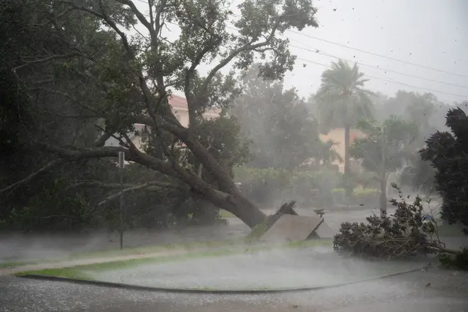 Early destruction as Hurricane Ian hits Florida