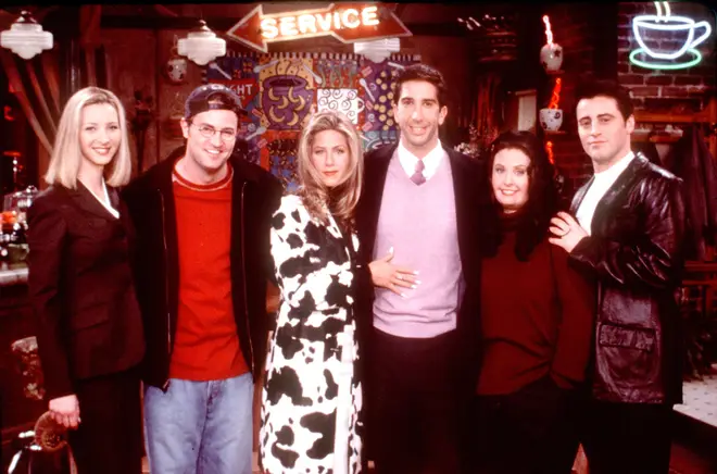 Matthew Parry (2nd left) with rest of the friends cast