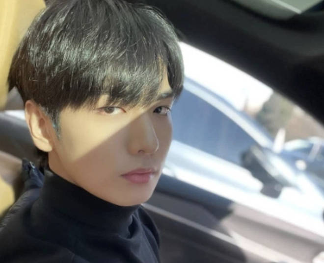 K-pop star Lee Jihan killed in crowd surge in Seoul in South Korea - LBC