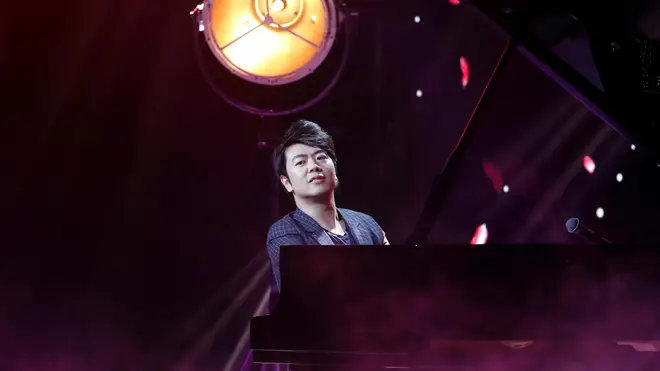 Lang Lang performing at The Global Awards 2019 with Very.co.uk