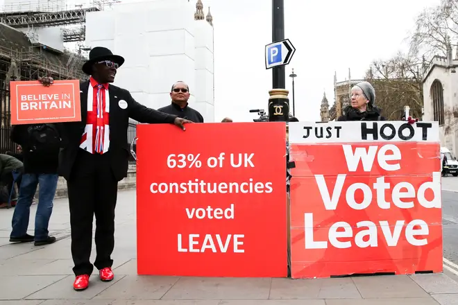 Leave Means Leave protesters ask drivers to hoot