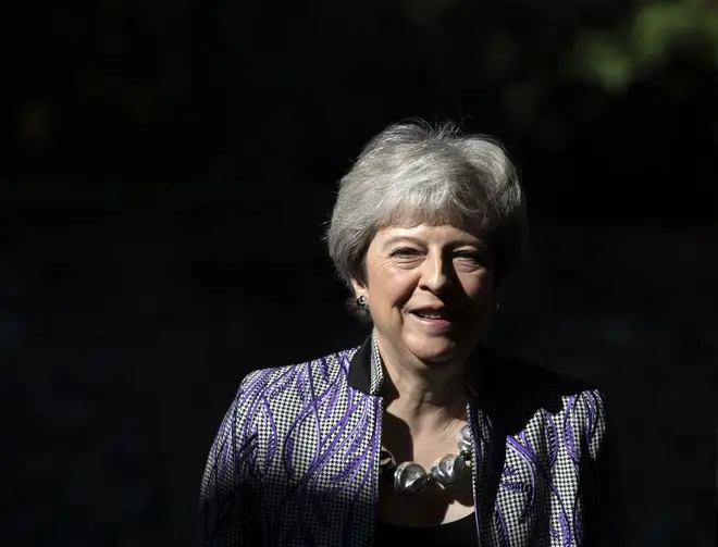 Cross-party talks continue as the PM faces calls to quit.