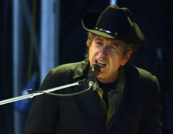 Music legend Bob Dylan who has apologised for using a machine for autographs