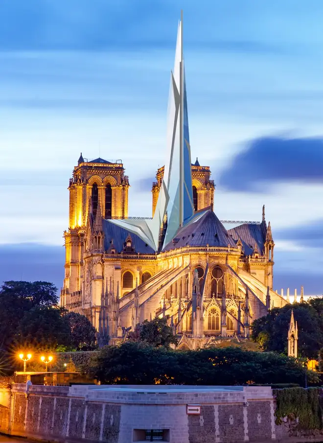 French architect Alexandre Chassang proposed a modern glass prism that would include a beam of light into the cathedral.