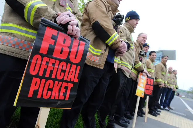 Fire service employers proposed a pay increase by 7 per cent during talks on Tuesday
